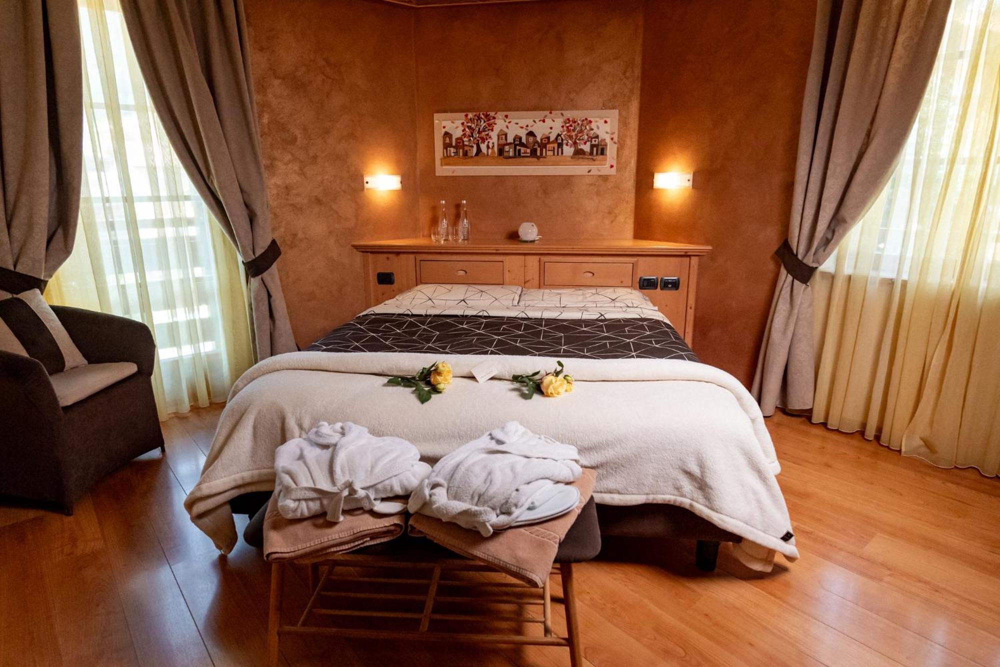 Romantic Charming Hotel Rancolin Moena Exterior foto